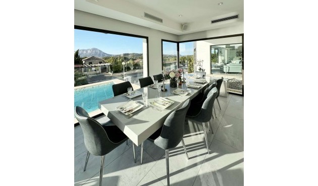 Resale - Villa -
Jávea - Costa Blanca