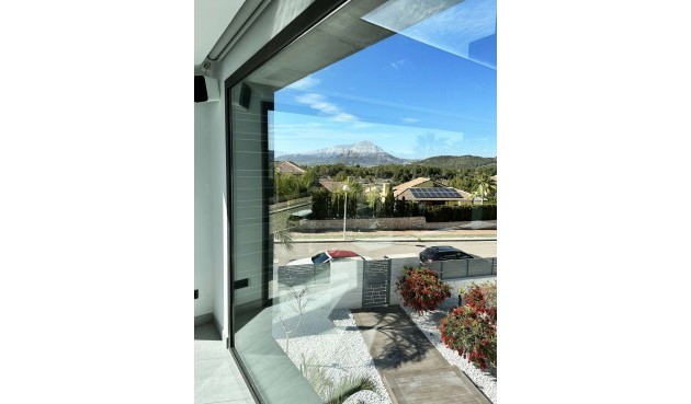 Resale - Villa -
Jávea - Costa Blanca