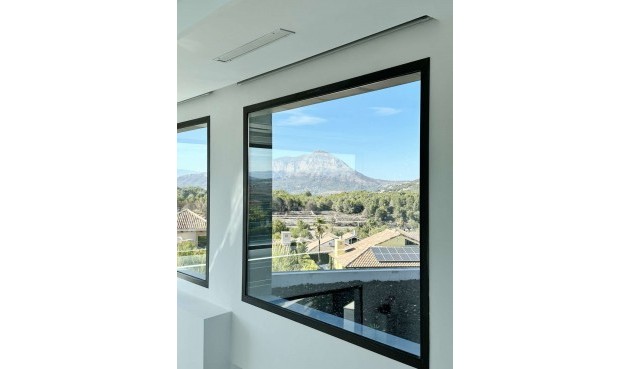 Resale - Villa -
Jávea - Costa Blanca