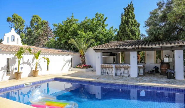 Brukt - Villa -
Jesus Pobre - Inland