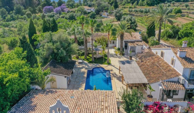 Brukt - Villa -
Jesus Pobre - Inland