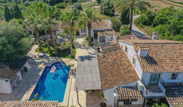 Brukt - Villa -
Jesus Pobre - Inland