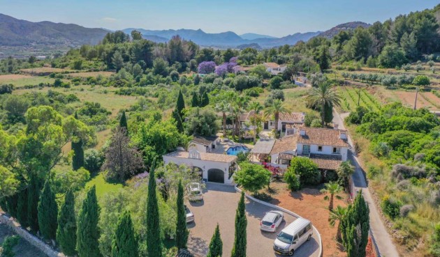 Brukt - Villa -
Jesus Pobre - Inland