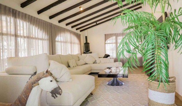 Brukt - Villa -
Jesus Pobre - Inland