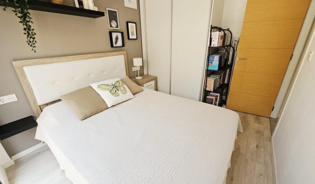 Resale - Villa -
Orihuela Costa - La Regia