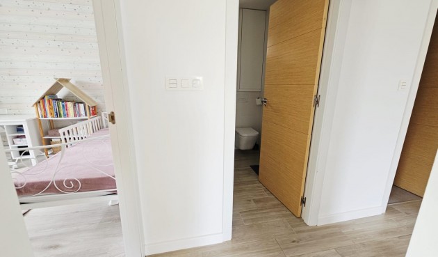 Resale - Villa -
Orihuela Costa - La Regia