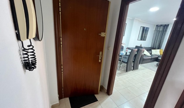 Resale - Apartment -
Torrevieja - Playa del Cura