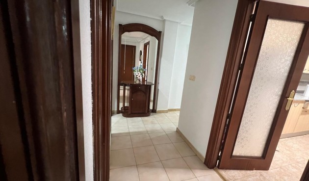 Resale - Apartment -
Torrevieja - Playa del Cura