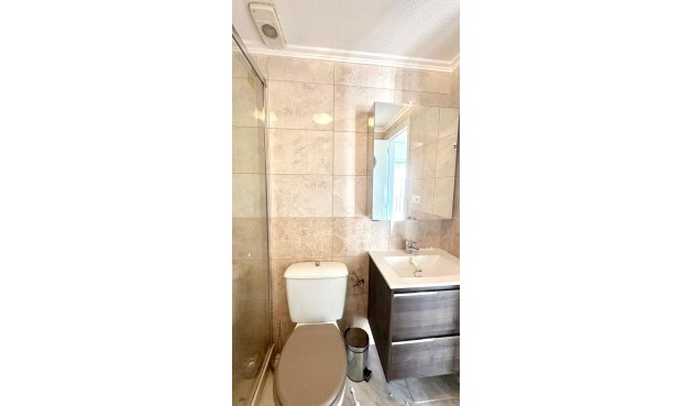 Återförsäljning - Town House -
Torrevieja - Carrefour