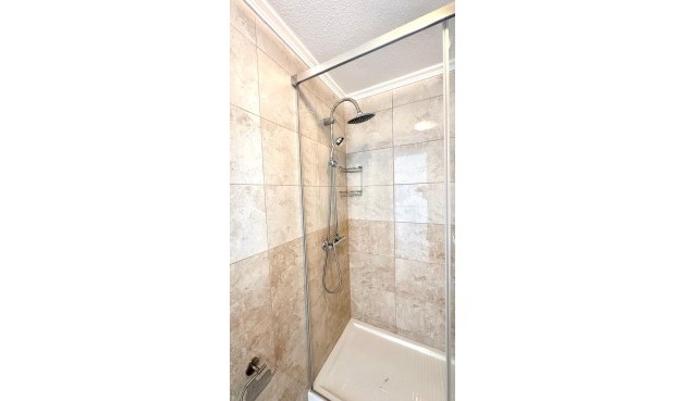 Återförsäljning - Town House -
Torrevieja - Carrefour