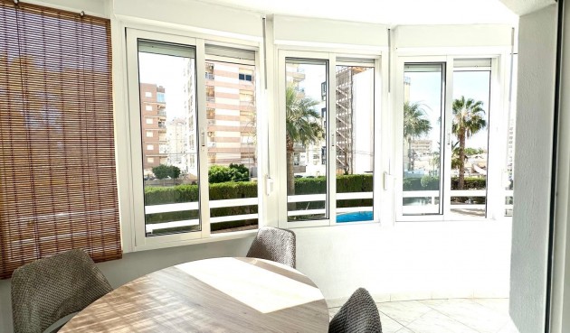 Resale - Apartment -
Torrevieja - Playa del Cura