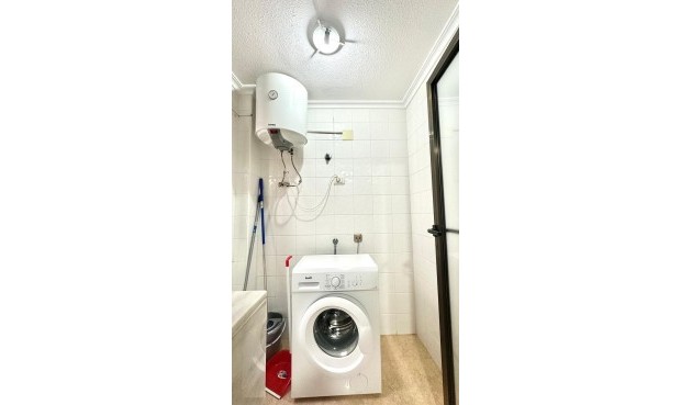 Återförsäljning - Apartment -
Torrevieja