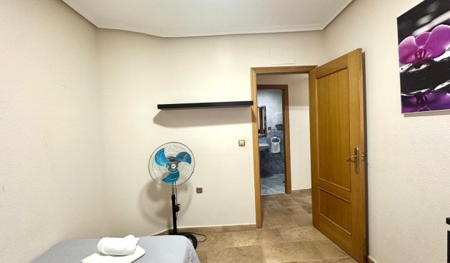 Återförsäljning - Apartment -
Torrevieja