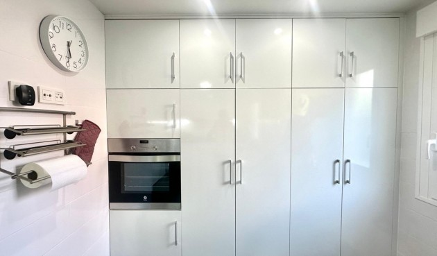 Resale - Town House -
Torrevieja - aguas nuevas