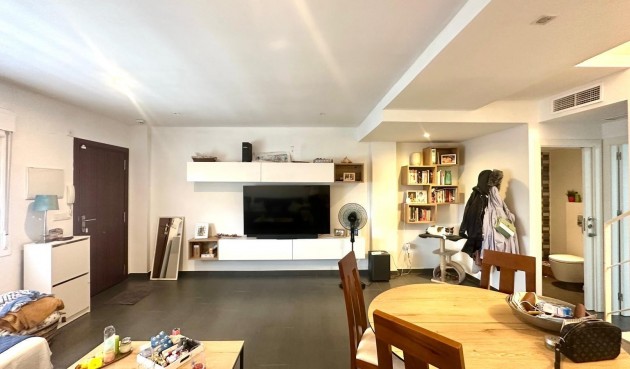 Resale - Town House -
Torrevieja - aguas nuevas