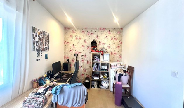 Resale - Town House -
Torrevieja - aguas nuevas