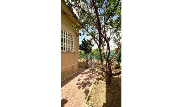 Resale - Villa -
Torrevieja - Los Balcones - Los Altos del Edén