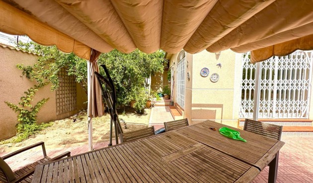 Resale - Villa -
Torrevieja - Los Balcones - Los Altos del Edén