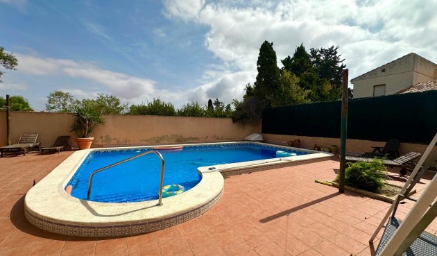 Resale - Villa -
Torrevieja - Los Balcones - Los Altos del Edén