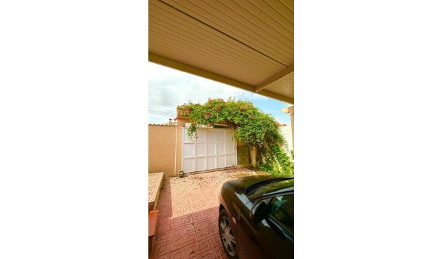 Resale - Villa -
Torrevieja - Los Balcones - Los Altos del Edén
