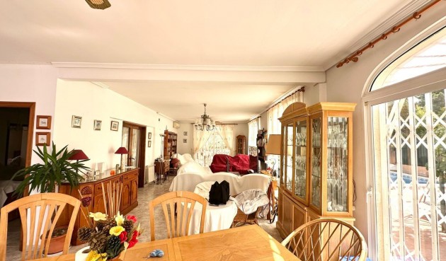 Resale - Villa -
Torrevieja - Los Balcones - Los Altos del Edén