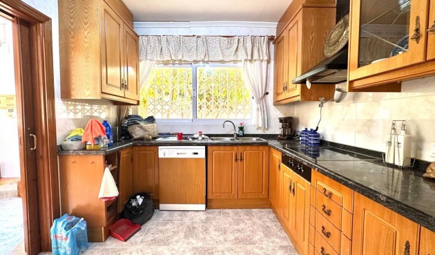 Resale - Villa -
Torrevieja - Los Balcones - Los Altos del Edén