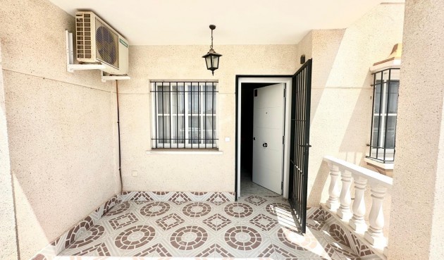 Resale - Apartment -
Orihuela Costa - Playa Flamenca