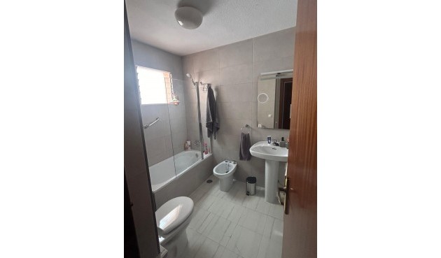 Brukt - Town House -
Torrevieja - Centro