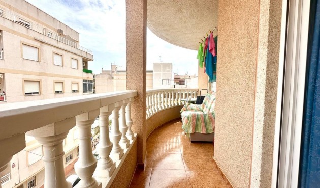 Återförsäljning - Apartment -
Torrevieja