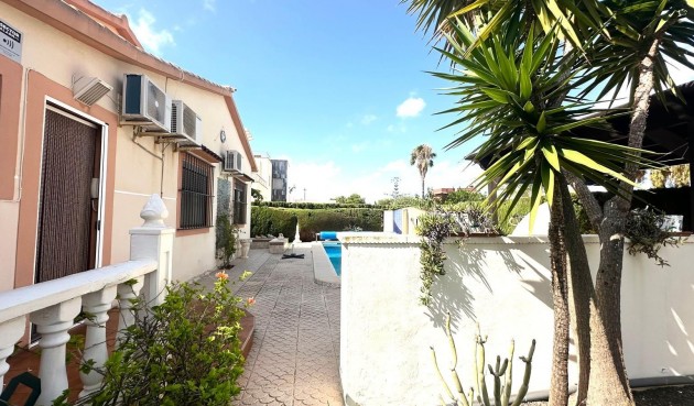 Resale - Villa -
Cabo Roig - Costa Blanca