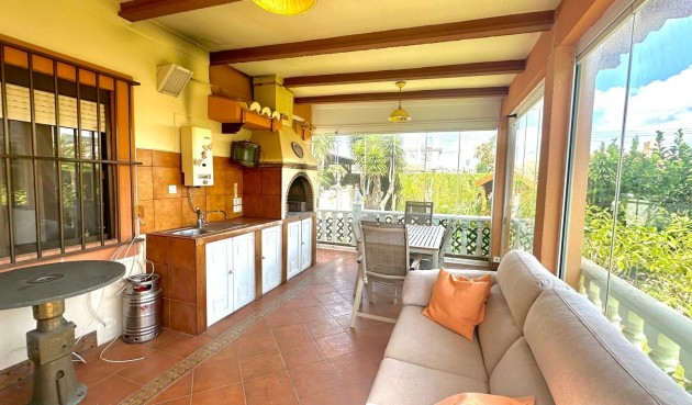 Resale - Villa -
Cabo Roig - Costa Blanca