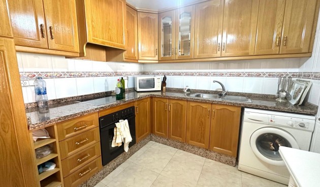 Reventa - Ático -
Torrevieja - Centro