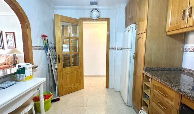 Reventa - Ático -
Torrevieja - Centro