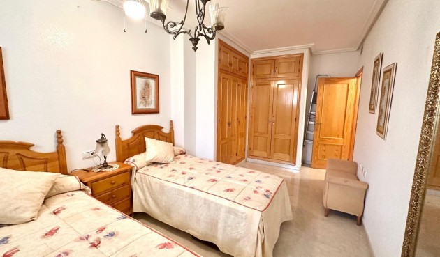 Reventa - Ático -
Torrevieja - Centro