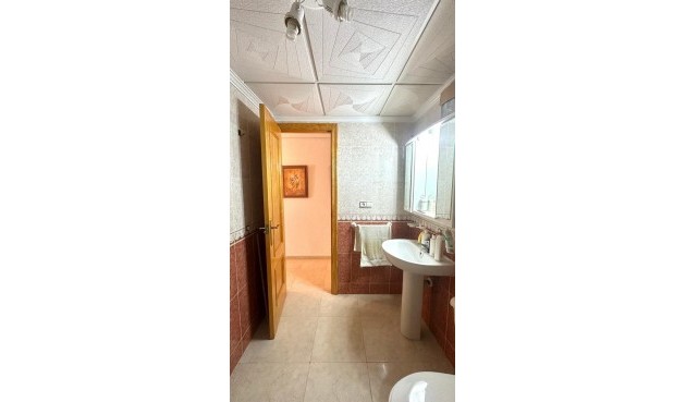 Reventa - Ático -
Torrevieja - Centro