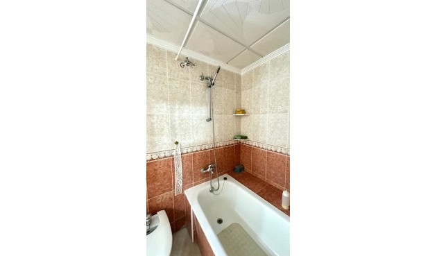 Reventa - Ático -
Torrevieja - Centro