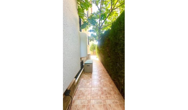 Återförsäljning - Town House -
Orihuela - Urbanización Perla Del Mar