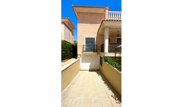 Återförsäljning - Town House -
Orihuela - Urbanización Perla Del Mar