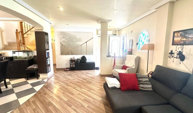 Återförsäljning - Town House -
Orihuela - Urbanización Perla Del Mar