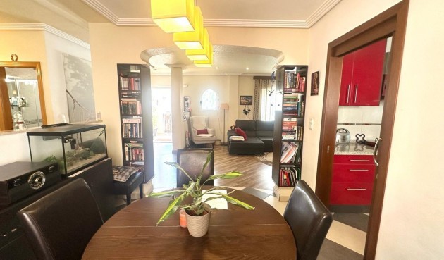 Återförsäljning - Town House -
Orihuela - Urbanización Perla Del Mar