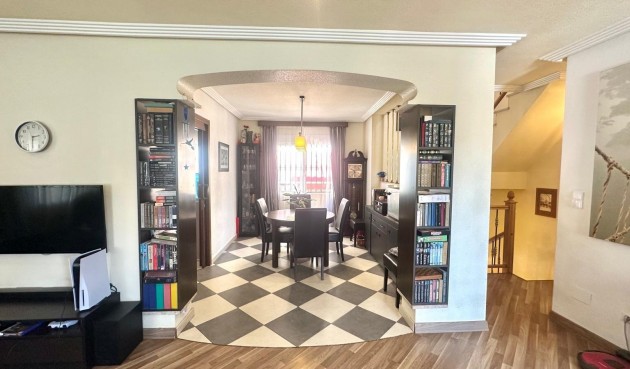 Återförsäljning - Town House -
Orihuela - Urbanización Perla Del Mar