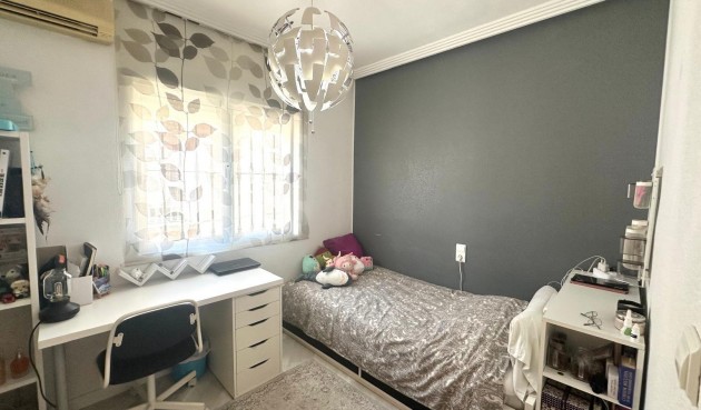 Återförsäljning - Town House -
Orihuela - Urbanización Perla Del Mar