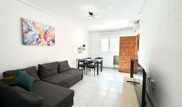 Brukt - Apartment -
Torrevieja - Acequion