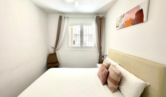 Brukt - Apartment -
Torrevieja - Acequion