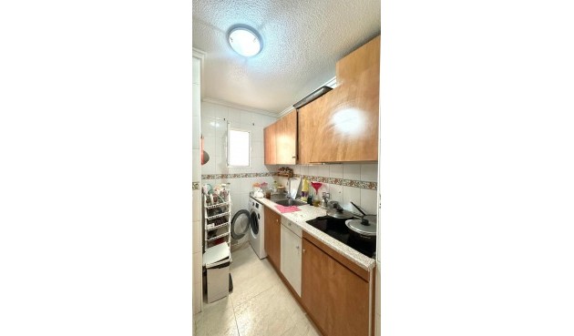 Resale - Apartment -
Torrevieja - Estacion De Autobuses