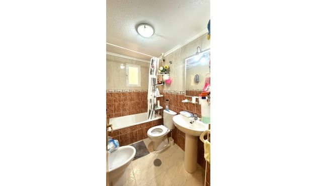 Resale - Apartment -
Torrevieja - Estacion De Autobuses