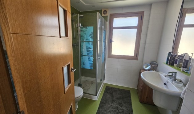 Reventa - Villa -
Sierra Cortina - Inland