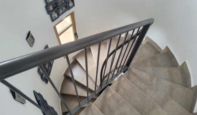 Reventa - Villa -
Sierra Cortina - Inland