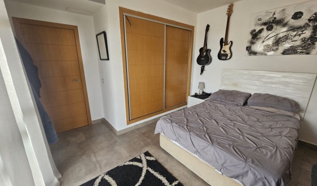 Reventa - Villa -
Sierra Cortina - Inland