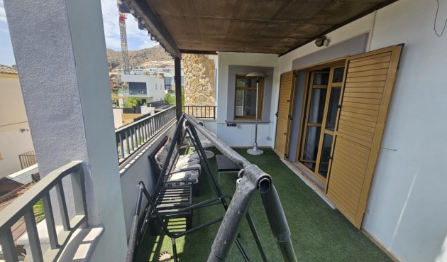 Reventa - Villa -
Sierra Cortina - Inland